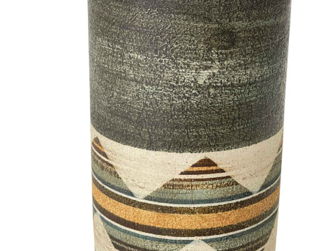 Troika cylindrical vase by Alison Brigden, 19cm.