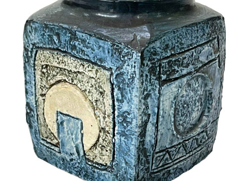 Troika vase of square form with artists monogram, 9cm.