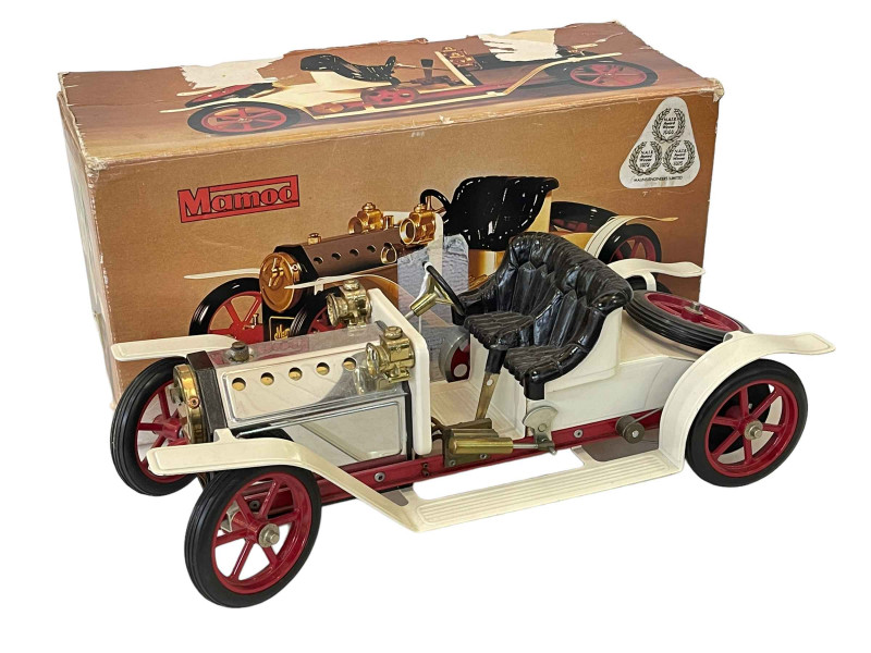 Mamod steam roadster SA1 with box.