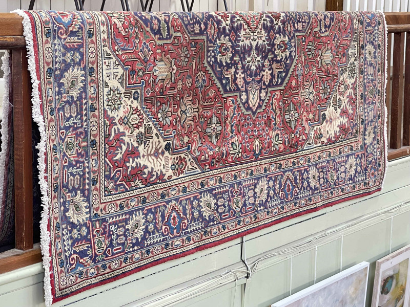 Hand knotted Persian Tabriz carpet 2.85 by 2.05.