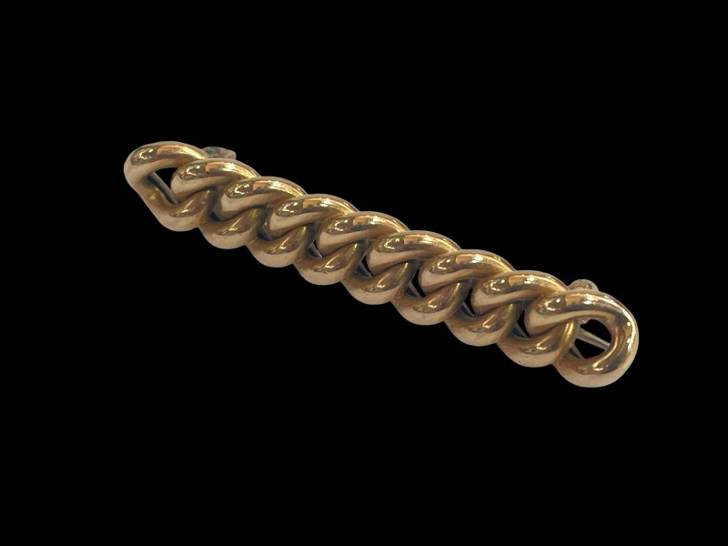15 carat gold chain link brooch, 4.5cm.