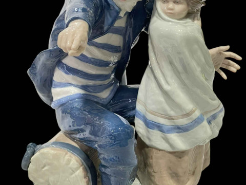 Nao group 'Sailor with Huddled Child'.