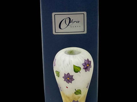 Okra vase, 14cm, boxed.
