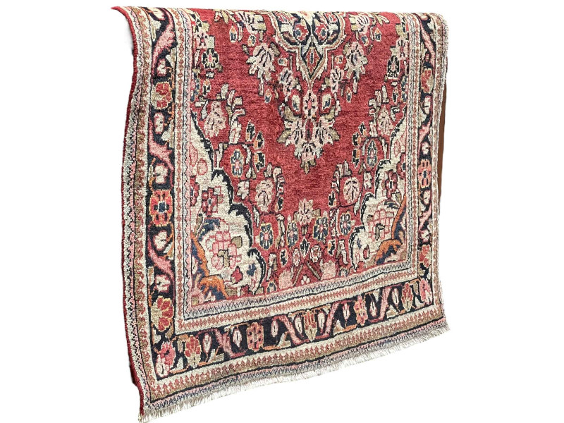 Early 20th Century hand knotted Persian Mahal rug 1.96 by 1.30.