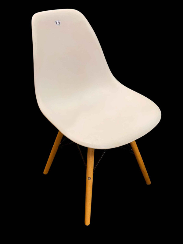 Set of four contemporary dining chairs.