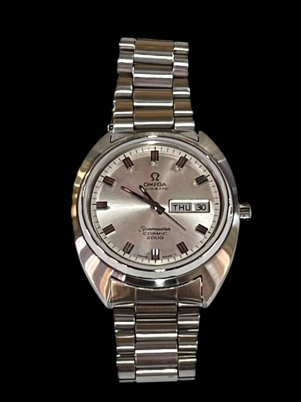 Omega Automatic Seamaster Cosmic 2000 with stainless steel strap, together with original invoice from January 1975 and refurbishment November 2016, also with the watch are the original bracelet and watch parts replaced.