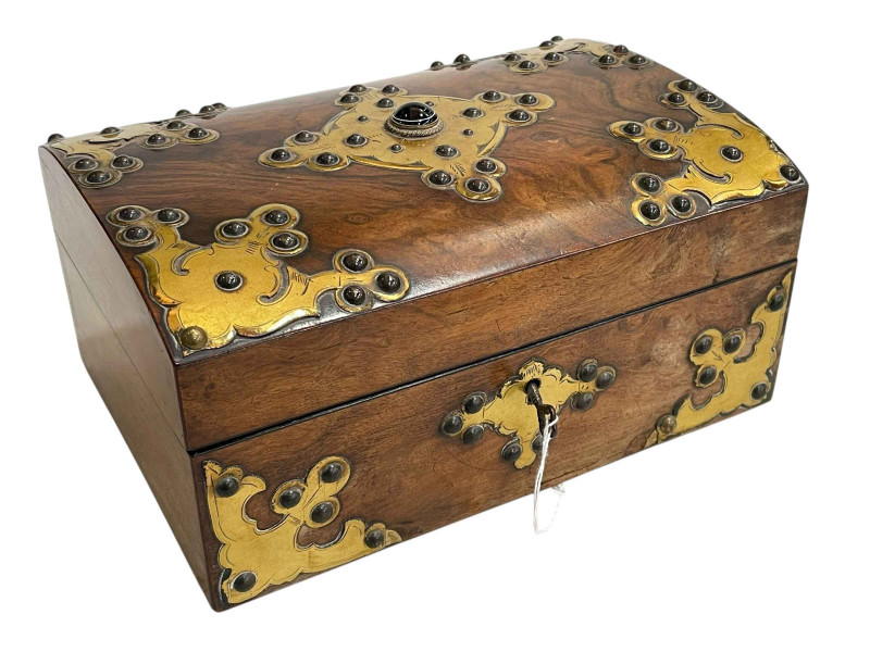 Good Victorian brass strap mounted walnut jewellery box with contents.