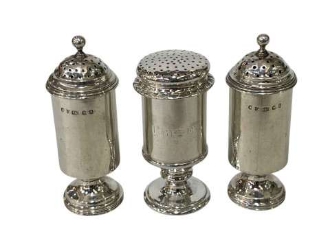 Pair of Scottish Hamilton & Inches silver pepperettes, with reeded borders,...