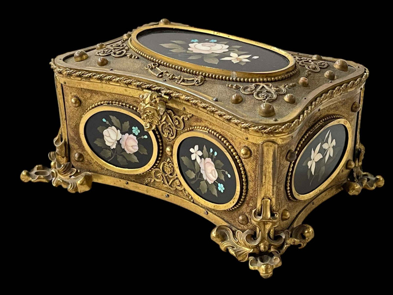 Continental gilt casket with Pietra Dura oval panels, 16.5cm across at feet.