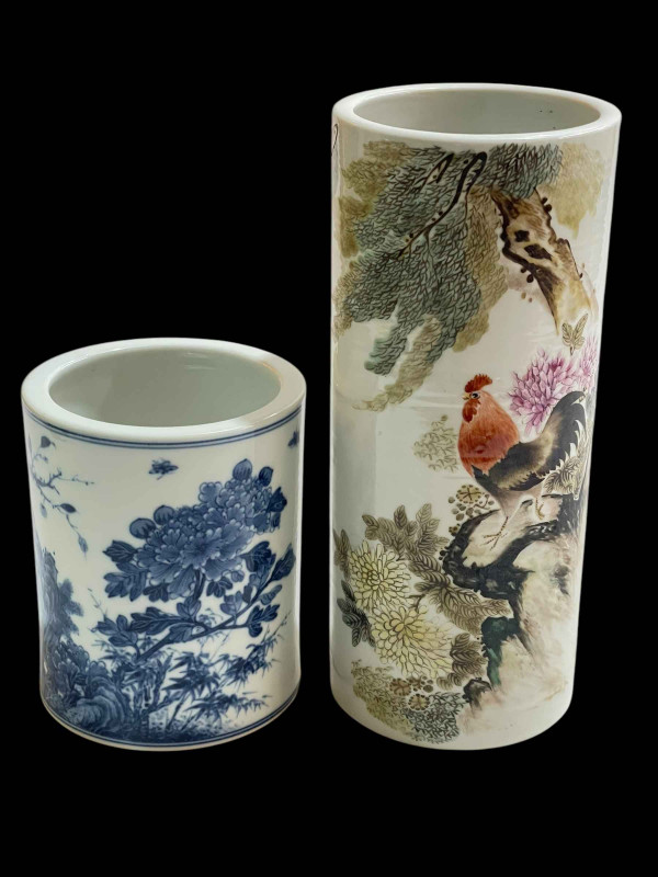 Chinese sleeve vase with hen in tree decoration, and blue and white vase, tallest 27.5cm (2).