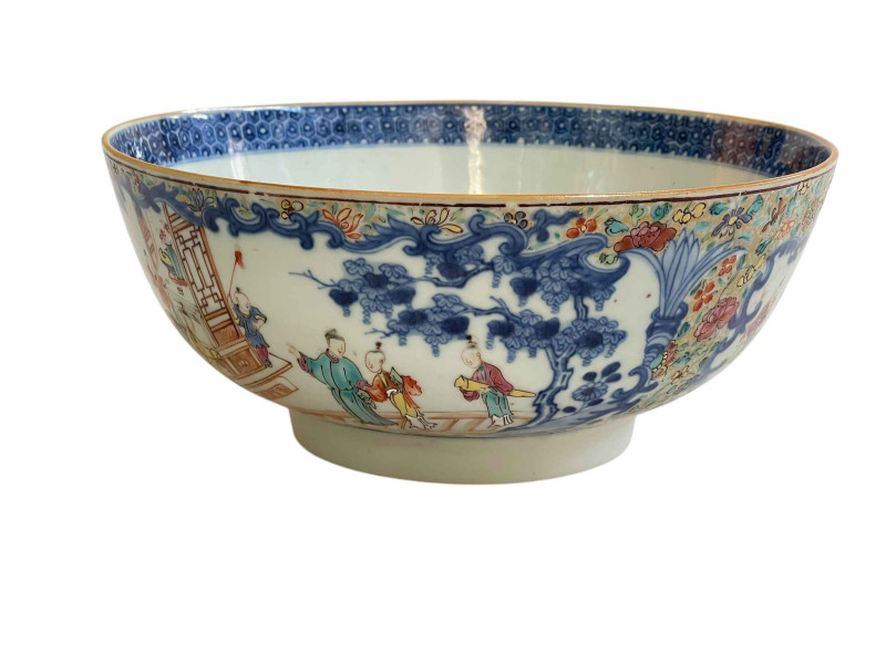Large Chinese famille rose bowl decorated with figural panels surrounded by flowers, 26cm diameter.