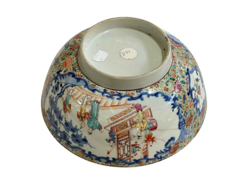 Large Chinese famille rose bowl decorated with figural panels surrounded by flowers, 26cm diameter. thumbnail