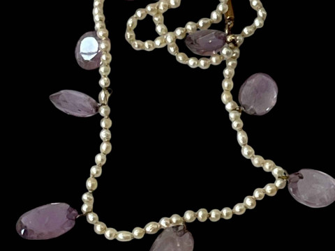 Amethyst and seed pearl necklace.