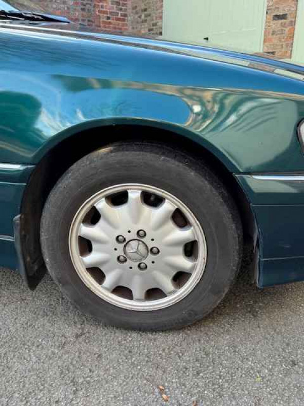 Motor Vehicle: Mercedes C240 Elegance Automatic, four door saloon, petrol, 2398cc, colour dark green, date of first registration 30th April 1998, Registration Number R353 MEC, Approximate Mileage 125,500, MOT Expired 10th October 2024, vehicle is SORN. Buyers Premium is 15% (plus VAT).  Car is Offsite (but nearby) and viewing is by Appointment Only on Monday, 24th March between 9am-4pm or before the auction on Tuesday, 25th March between 8:30am-9:30am.