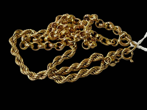 Two 9 carat gold chain link and rope twist bracelets.
