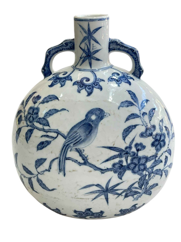 Chinese blue and white two handled vase decorated with birds on branch, 24.5cm.