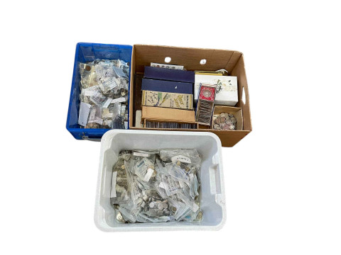 Large collection of assorted worldwide coinage (antique through to c1990s),...