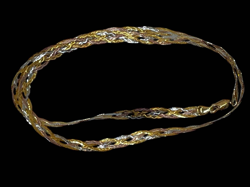 9 carat tri-colour gold necklace.