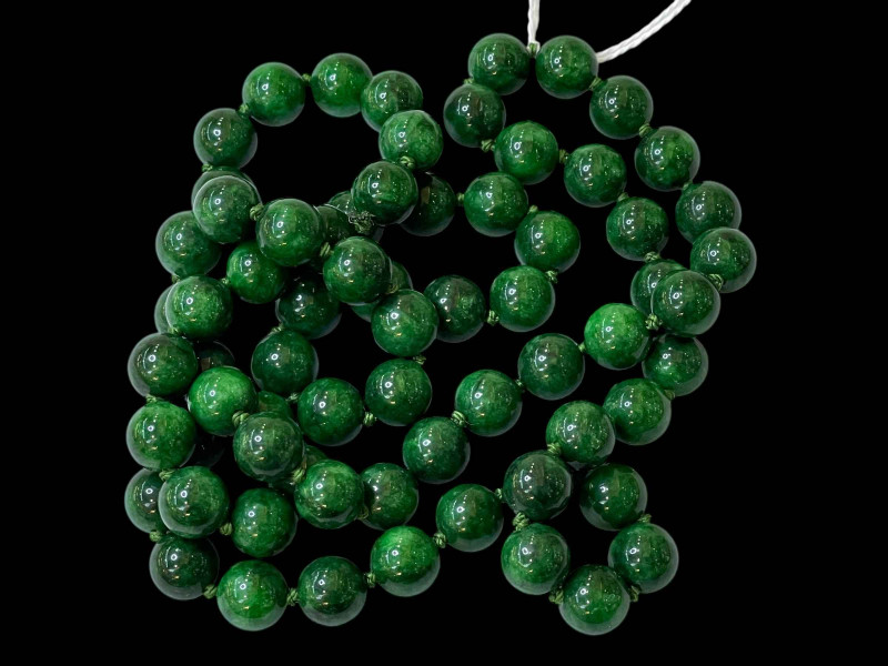 Jade style bead necklace.