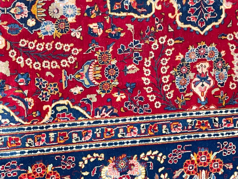 Hand knotted Persian Mashad carpet 3.57 by 2.34.