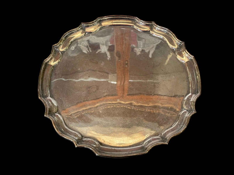 Silver salver, 25.5cm diameter, Birmingham 1973.
