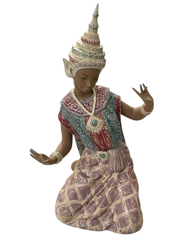Lladro Oriental Goddess figurine, 44cm high.