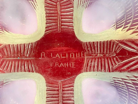 R Lalique, France, Coquilles bowl, 19cm diameter. thumbnail