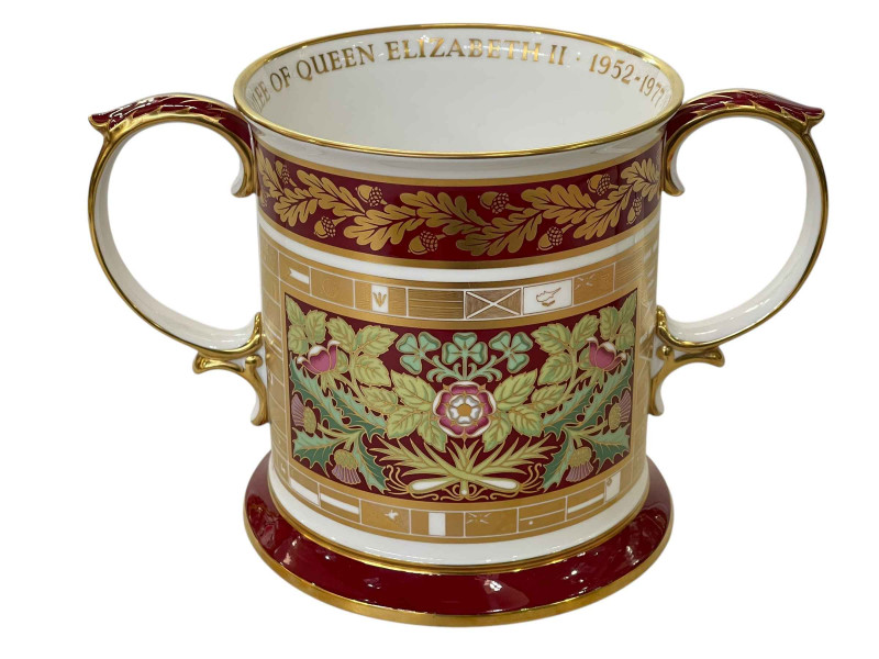 Spode 1977 commemorative limited edition loving cup, 16cm high.