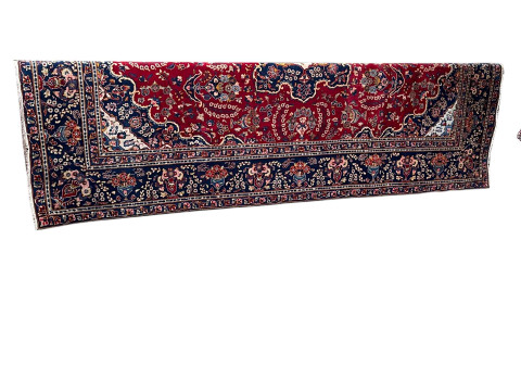 Hand knotted Persian Mashad carpet 3.57 by 2.34.