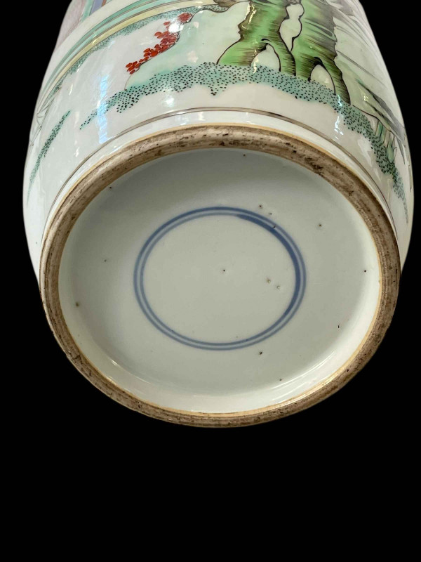 Large Chinese porcelain vase with figure decoration, 45cm.