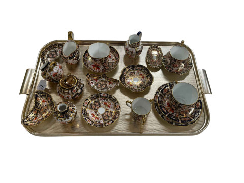 Collection of eighteen pieces of Royal Crown Derby Imari including salt...