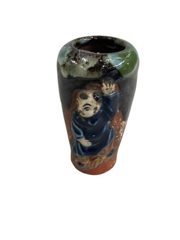 Small Japanese Sumida Gawa glazed vase, 8.5cm.