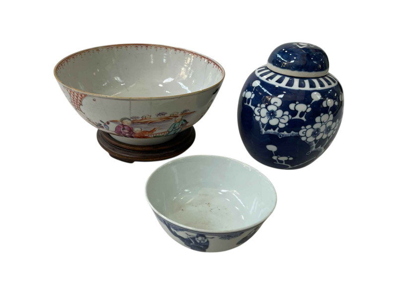 Three pieces of Oriental porcelain, two bowls and ginger jar.