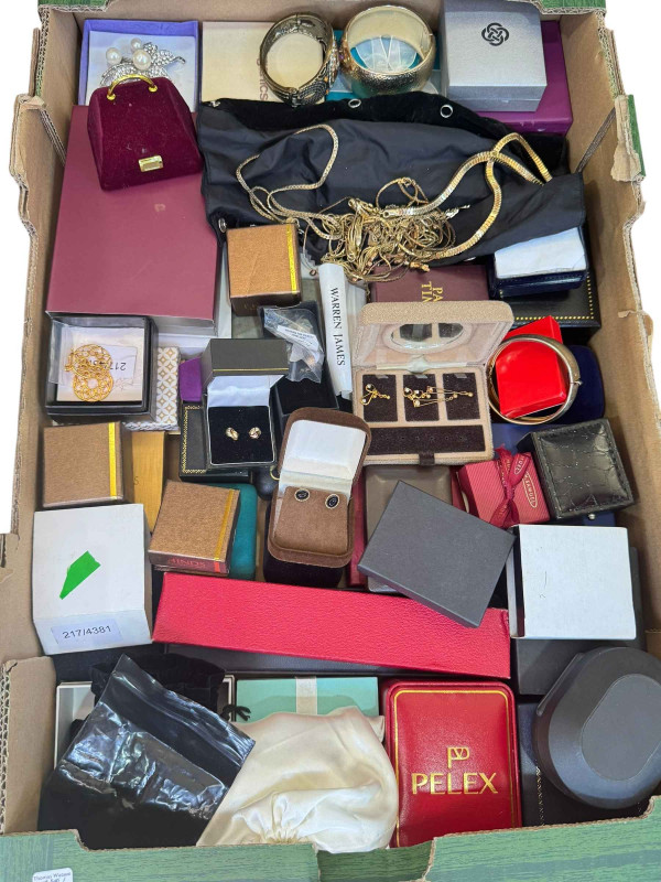 Box of assorted jewellery including gold.