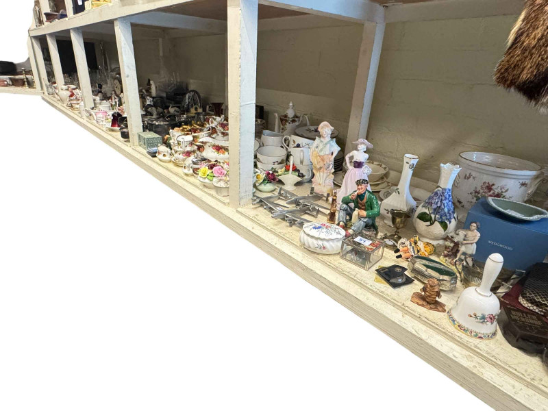 Large collection of tea and dinnerwares including Royal Albert Old Country Roses, Worcester Evesham, etc, Doulton Wayfarer figure, Coalport figures, Wedgwood, china and glass, model cars, pictures, etc.