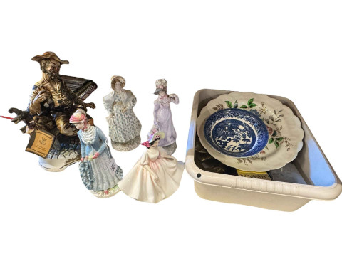 Three Compton & Woodhouse Royal Worcester figures, Royal Doulton Sunday...