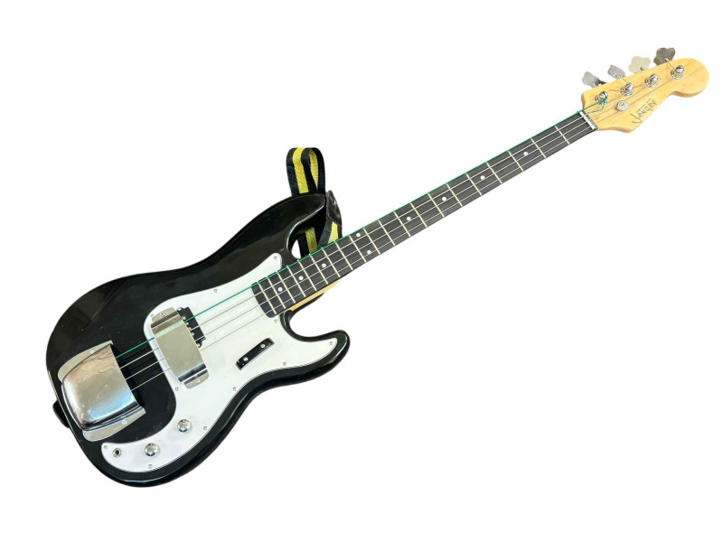 P Bass Fender Copy electric guitar.