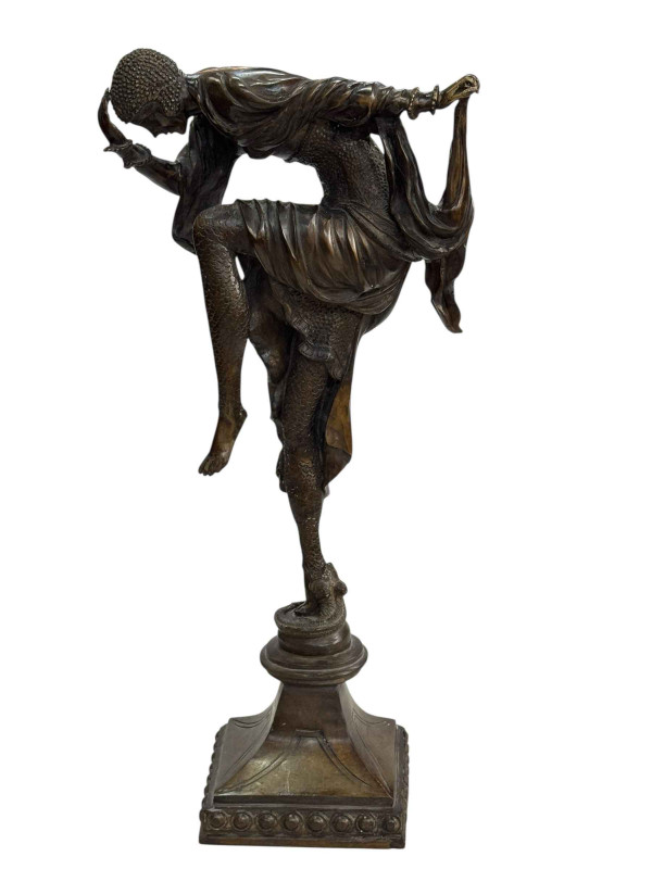 Large Art Deco style bronze of dancing lady, 58cm.