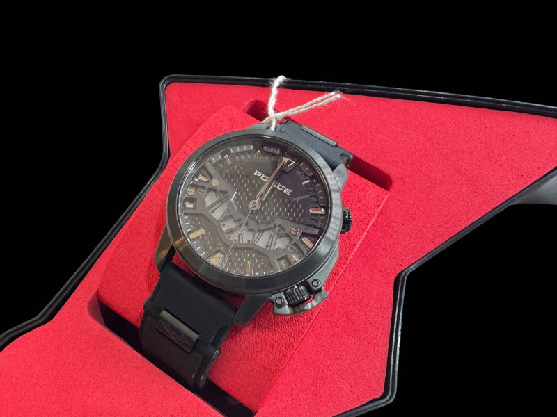 Limited edition POLICE 'The Batman' watch, 731/3000 with bag, Gotham City edition.