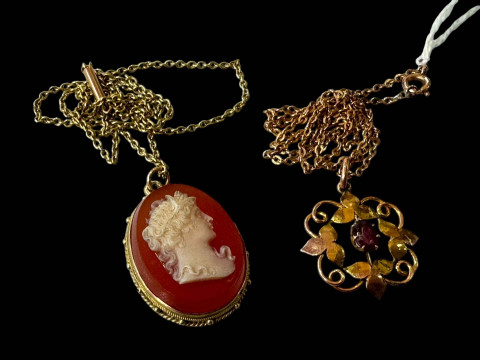 9 carat gold pendant necklace with amethysts, and probably 15 carat gold...