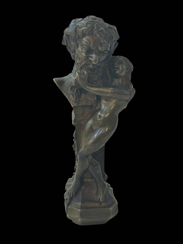 Bronze seal with Satyrs bust on column and nymph, 9.75cm.
