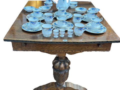 1920's/30's oak Lees style extending dining table, 73cm by 91cm by 116cm.