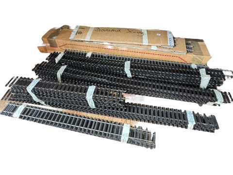 Collection of Hornby O Gauge clockwork locomotives, tenders, model railway track, etc. thumbnail
