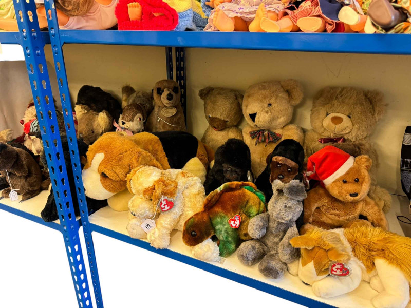 Large collection of soft toys including teddies, Koalas, Apes, Ty Beanies, etc.