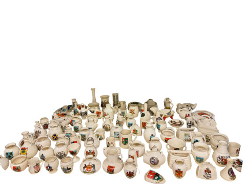 Collection of crested china including Goss.