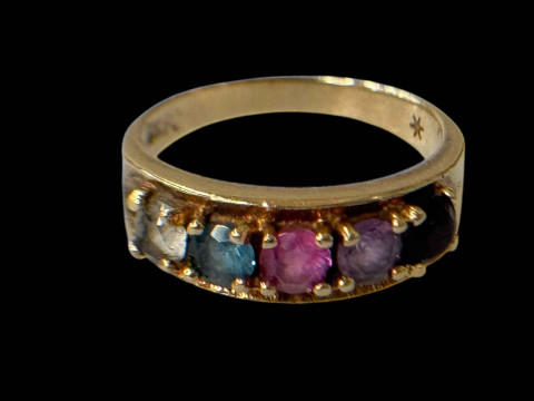 10k gold multi-colour gem set ring, size Q.