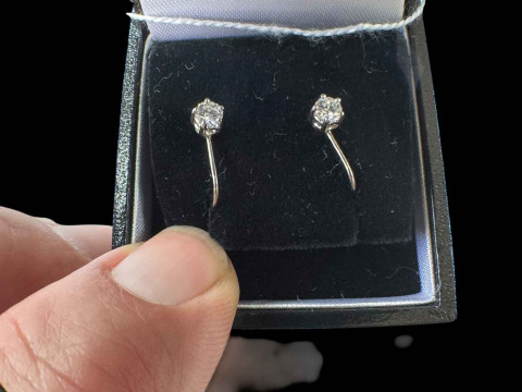 Diamond 18 carat white gold earrings.