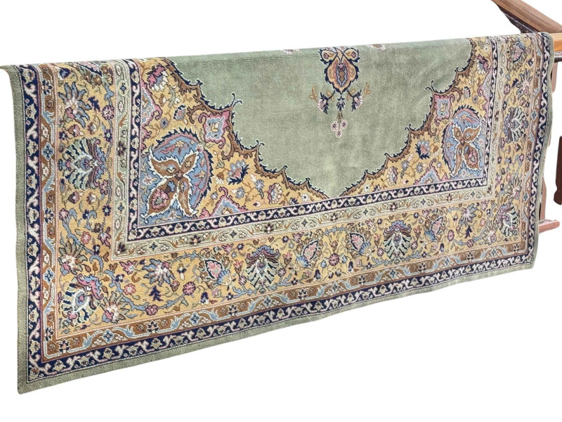 Green ground traditional wool carpet 3.60 by 2.70.