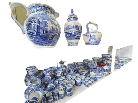 Good collection of Spode Italian blue and white pottery including large...