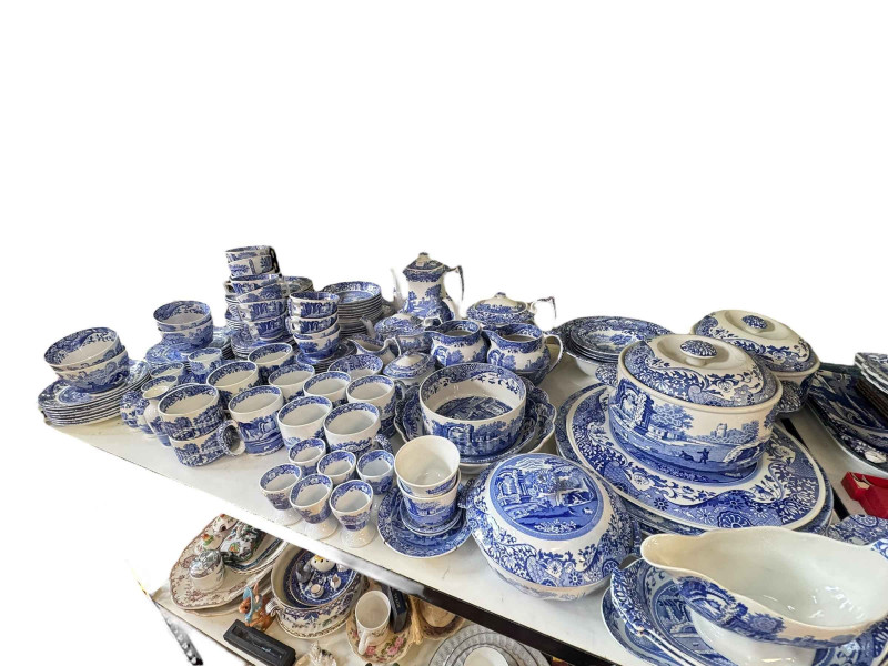 Good collection of Spode Italian blue and white pottery including large jug, kettle, vase, etc, approximately 175 pieces.